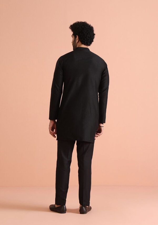 Black Solid Cotton Blend Kurta Set - Image 3